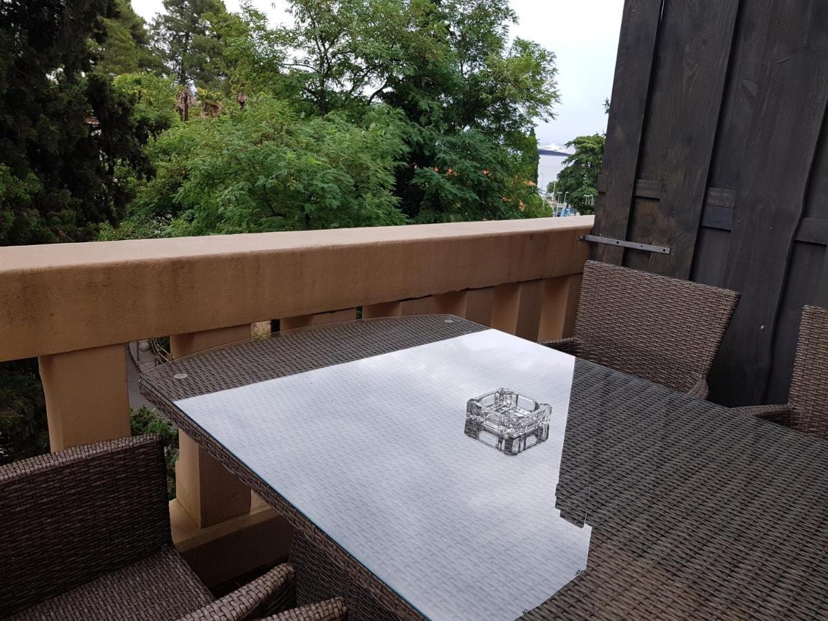 Apartment Nena With Private Free Parking オパティヤ エクステリア 写真